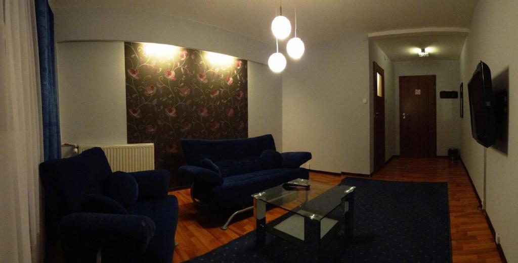 Hotel Junior Zamość Quarto foto